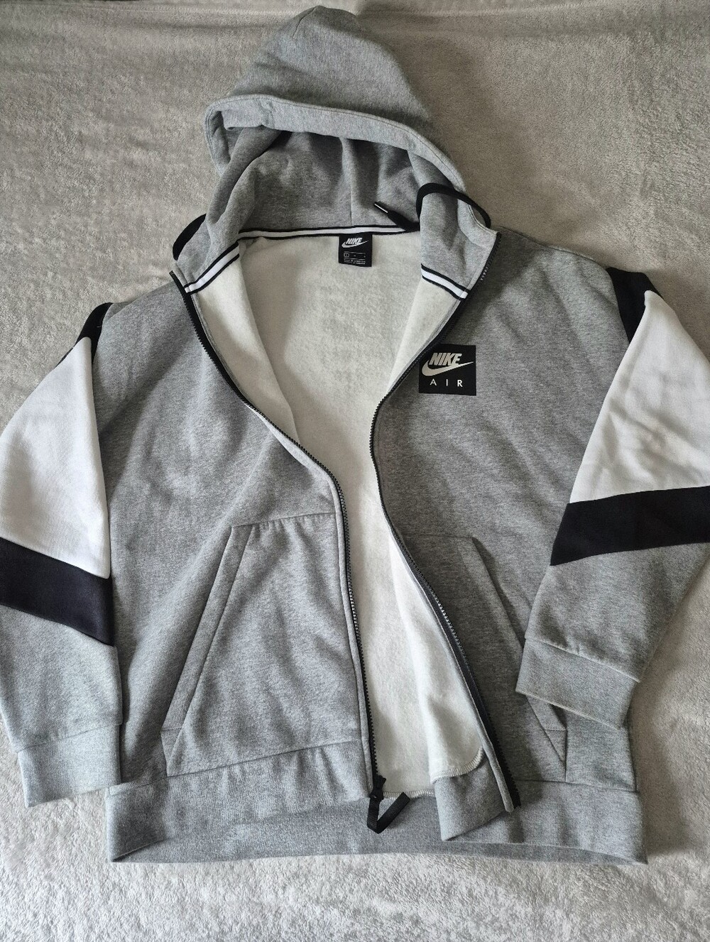 NWOT- Nike Air Full-Zip Fleece Lined Hoodie